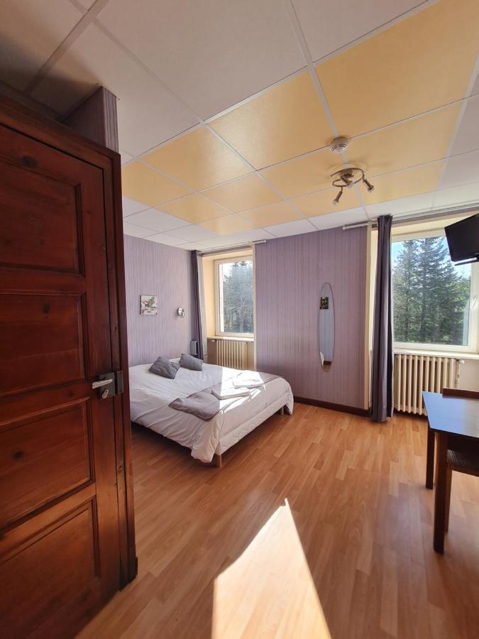 Hotel Des Cevennes Mezilhac 외부 사진